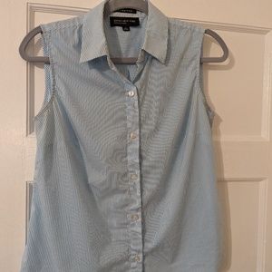 Jones New York No-Sleeve Button-down Collared Shirt Size 2